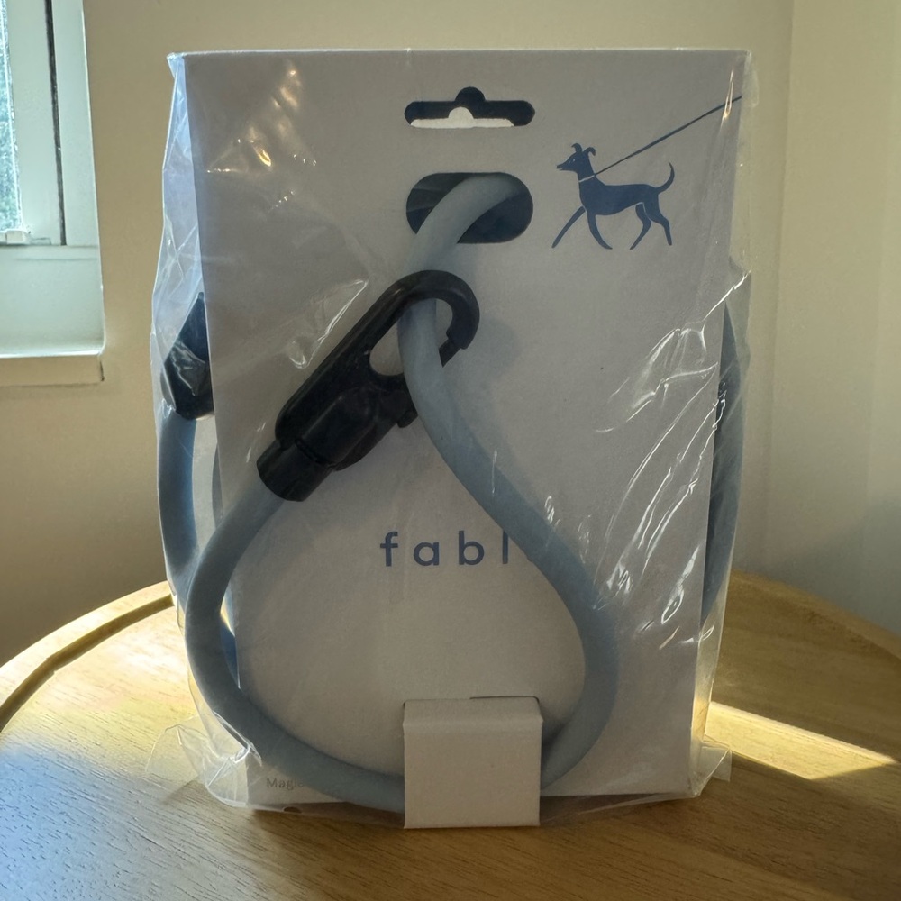 Fable Magic Link Light Blue M/L NWT - Picture 2 of 6
